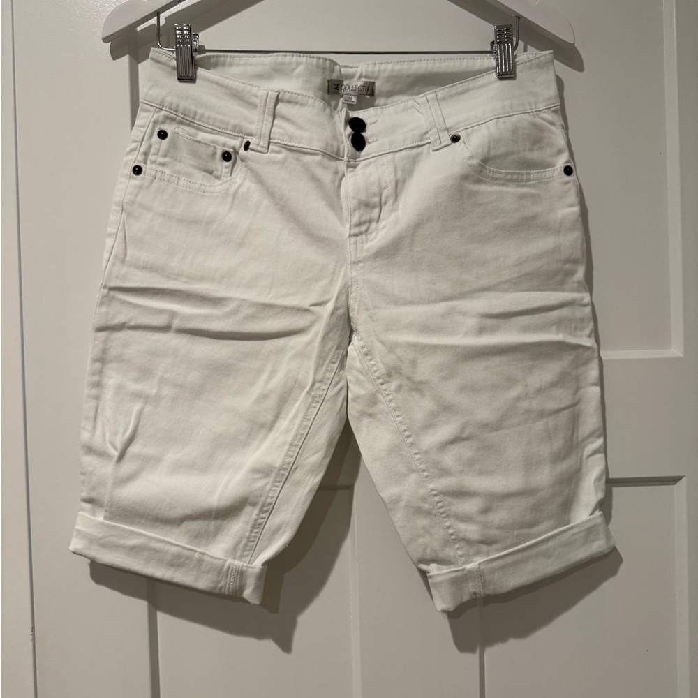 Down East Collection Classic White Women's Bermuda Shorts